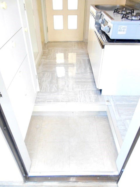 ハイムホシノ 玄関