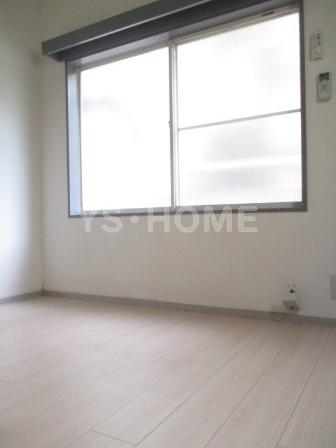 ヴィラホワイト宮前Ⅱ リビング