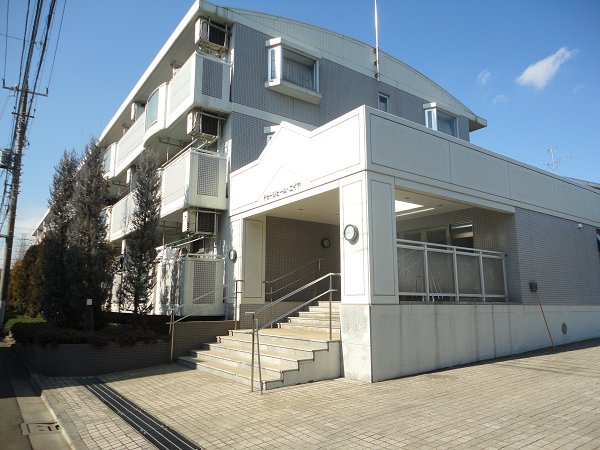 ドゥジェームニイヤ 外観