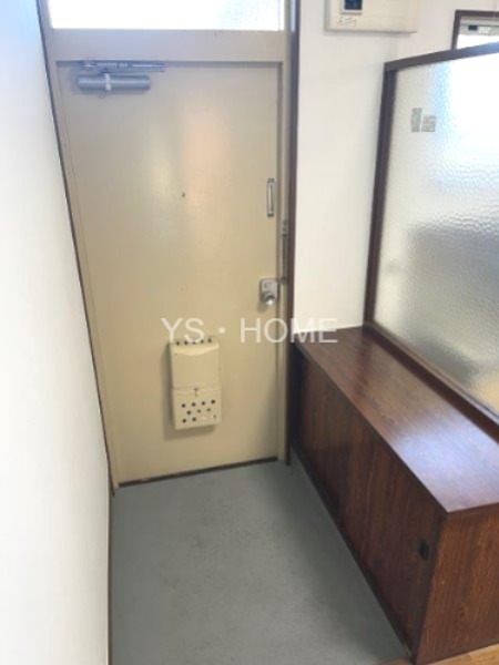 さくらハイツ 玄関