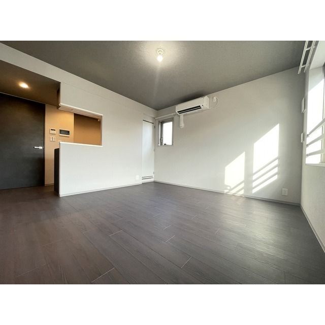 ウェルスクエア中野坂上Ⅱ リビング