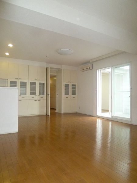 落合ミュージックハイム リビング