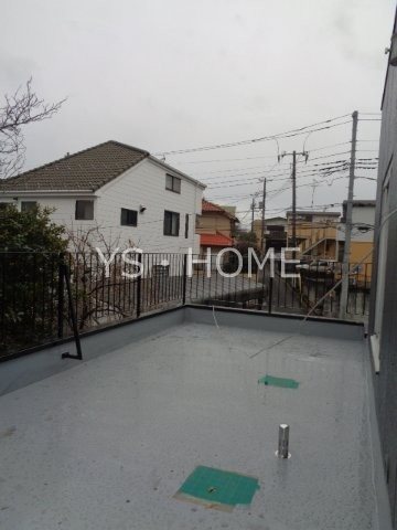 フラットイノカシラ ベランダ