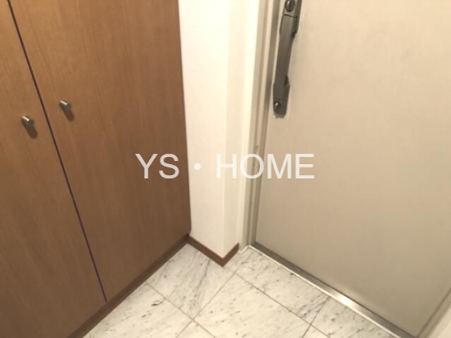 国立デュープレックスⅠ 玄関