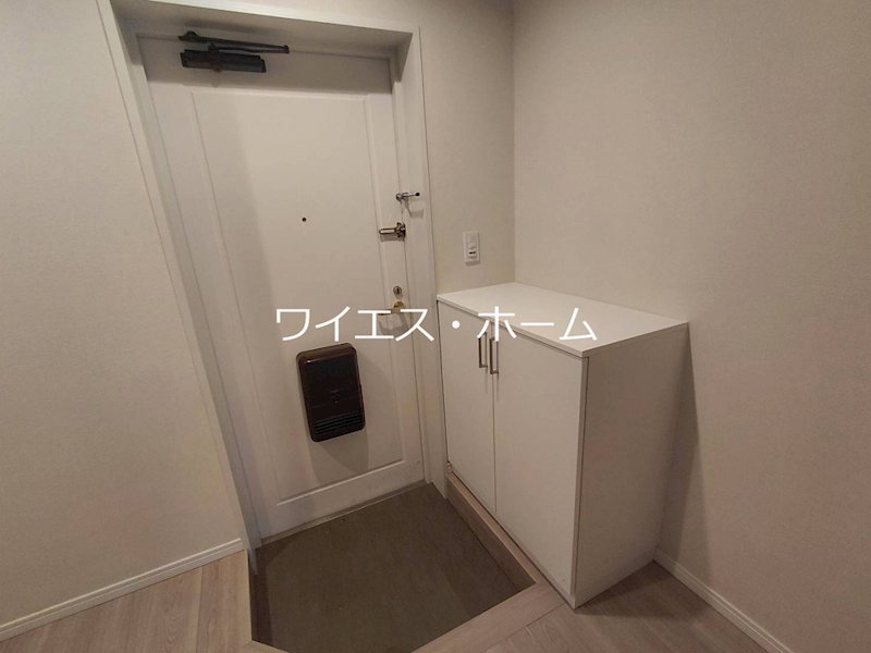 ミリアレジデンス高円寺   玄関