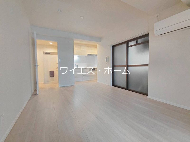 ミリアレジデンス高円寺   リビング