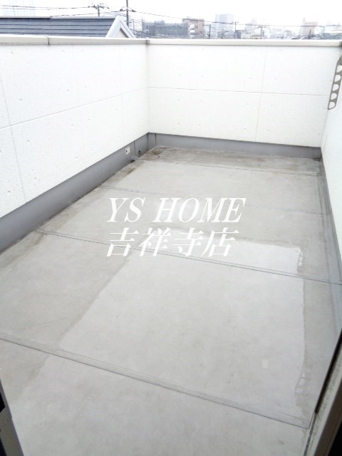 ウェルラボ荻窪 ベランダ