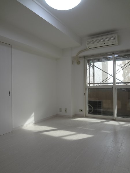 OHREM新高円寺 リビング