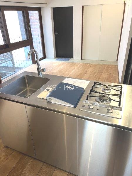 朱合院 キッチン