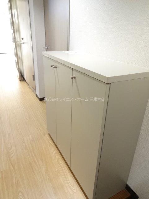 エスポワール小金井 玄関