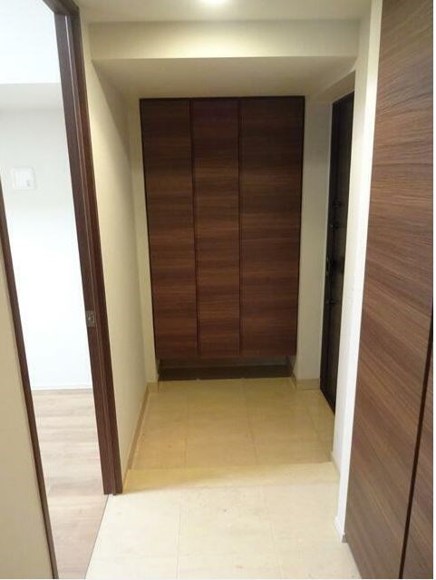 ローレルコート三鷹 玄関