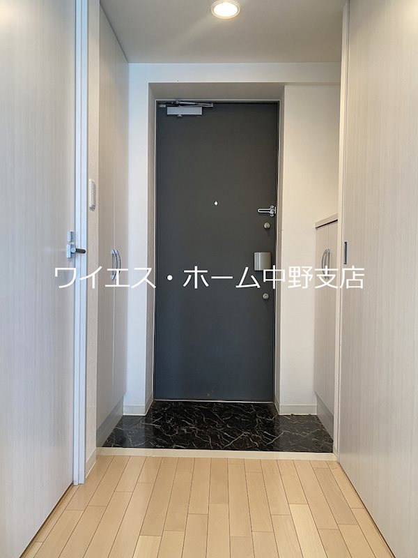 ウェスティング中野坂上 玄関
