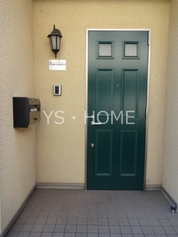 メゾン・ヴェール 玄関