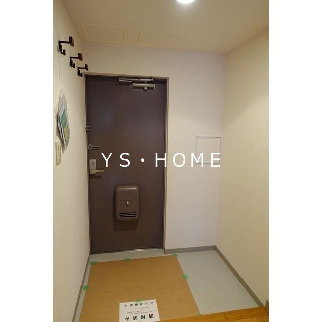 コーポレート連雀1号棟 玄関