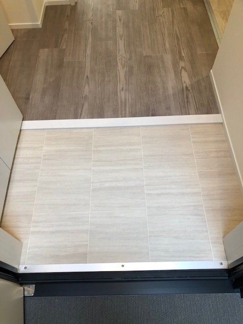 ラフィーネ 玄関