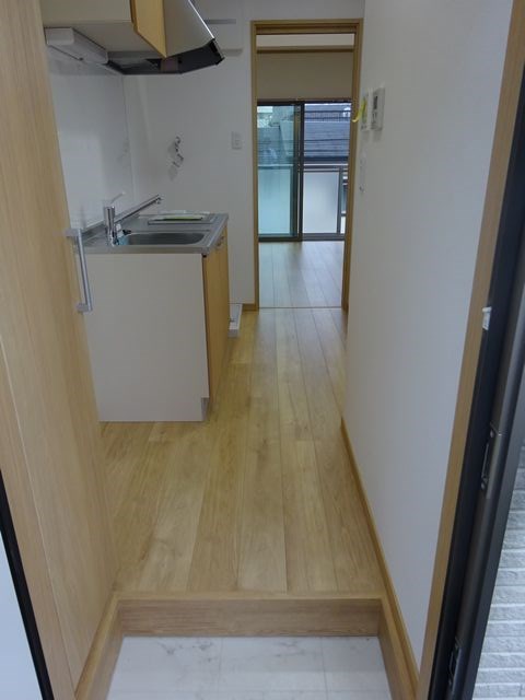 クレド・武蔵台 玄関