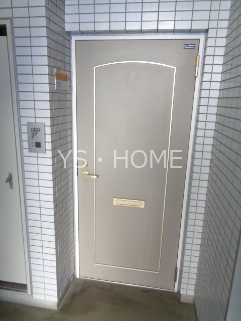 エトワール三鷹第5 玄関