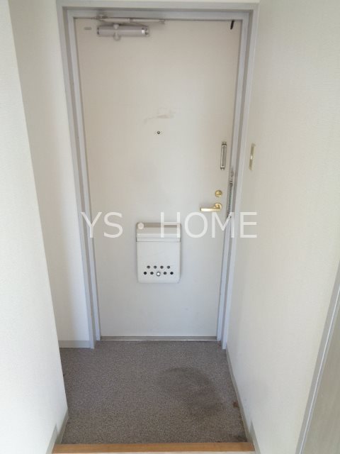 エトワール三鷹第5 玄関