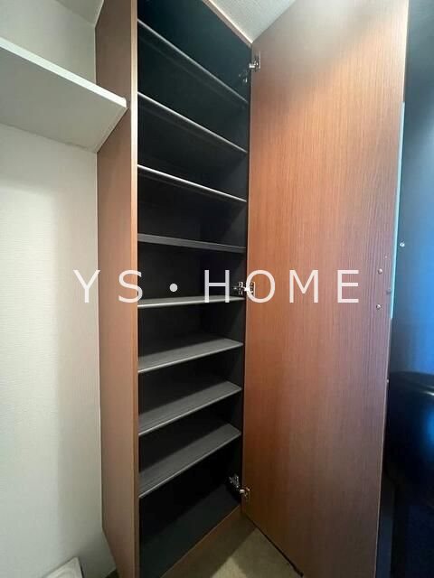 キューベックスワイズ 玄関