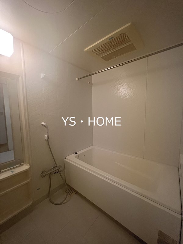 アソシエール中野弐番館    風呂画像