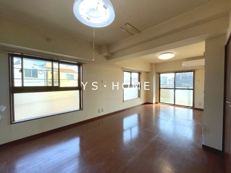 ガーデン桜橋  リビング