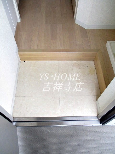 ステラメゾン荻窪 玄関