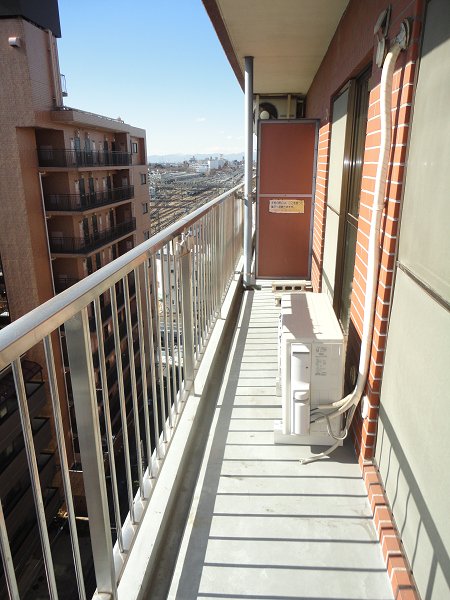 三鷹ロイヤルハイツ ベランダ