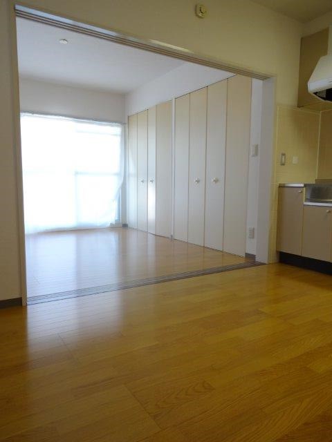 コーポレート武蔵境 リビング