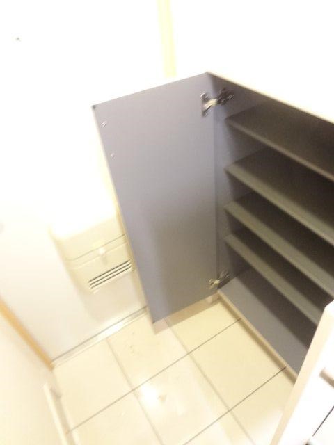 レジデンス小金井 玄関