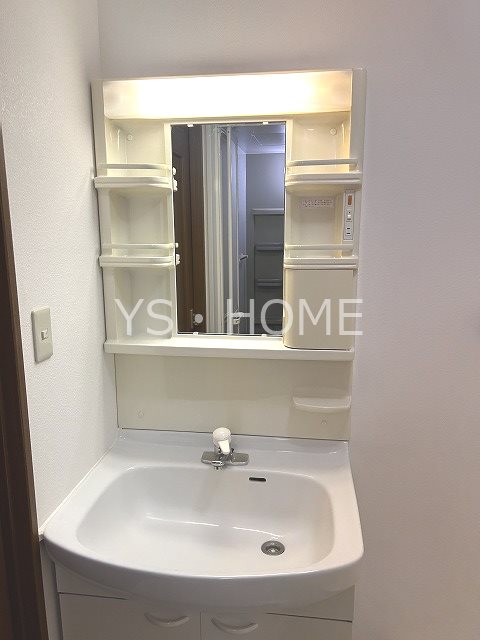 ヴァン・シャルマンＯＺ　　 その他2