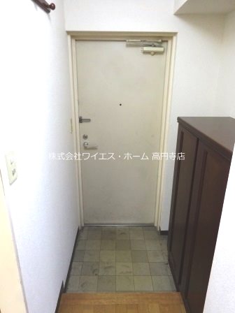 バームコート高円寺 玄関