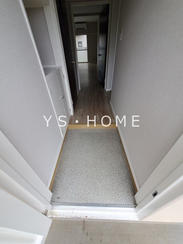 サンライズコーポ 玄関