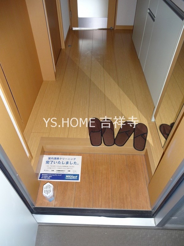 ルーブル吉祥寺南 玄関