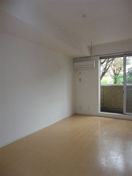 ハピネス武蔵野 ベッドルーム