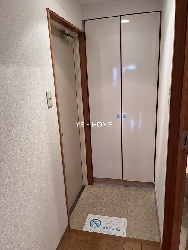 NS STUDIO  玄関