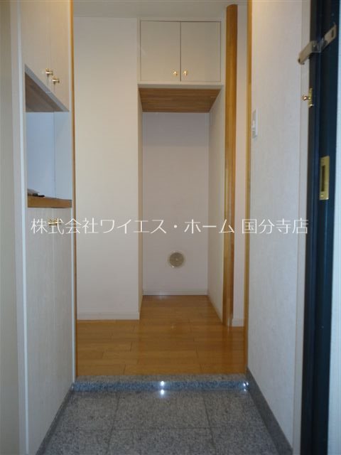 レジディア国分寺 玄関