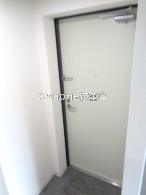 Ludens上井草 玄関