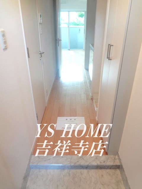 プラウドフラット荻窪Ⅱ 玄関