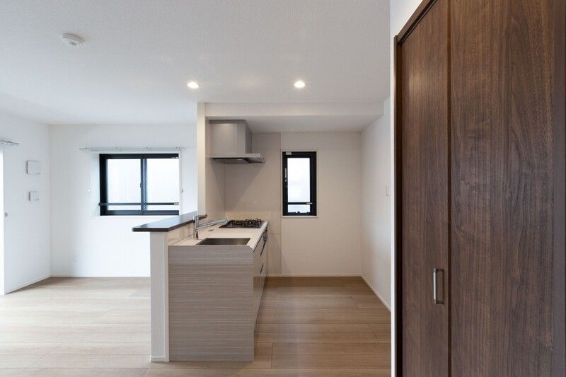 ALBA EST リビング