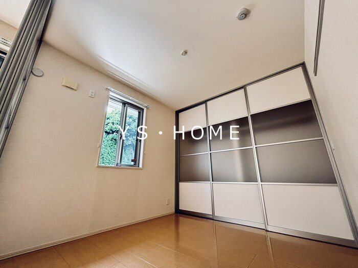 ハピネス武蔵野  ベッドルーム