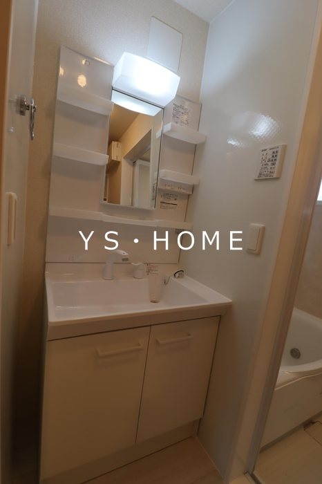 リワナ その他1