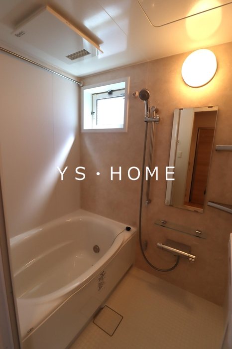 リワナ 風呂画像