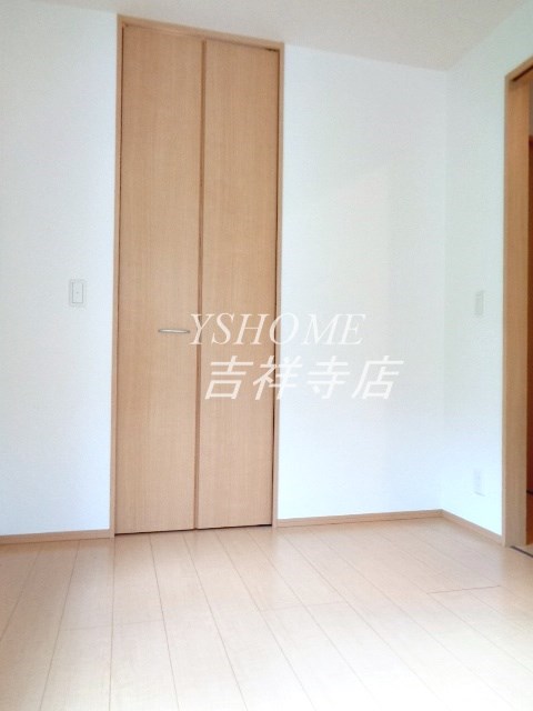 ガーデンハウスB ベッドルーム