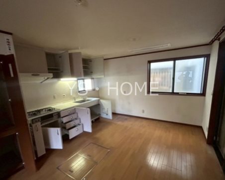 上連雀2丁目戸建 リビング