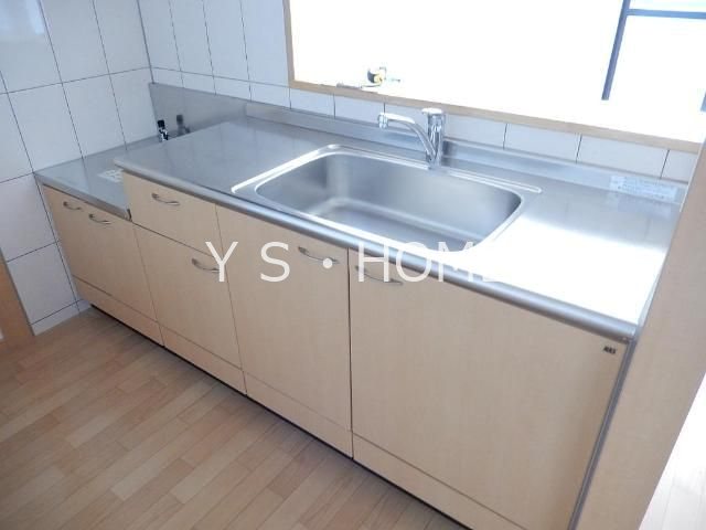 アンシャンテ キッチン