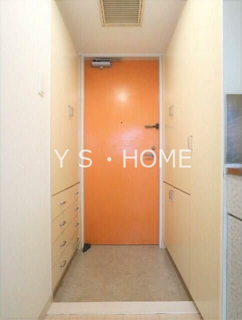 国分寺シティハイツ 玄関