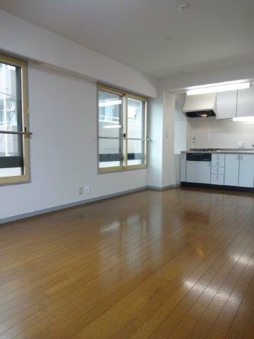 カーザパッセロ　 リビング