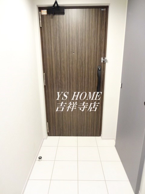 KDXレジデンス吉祥寺 玄関