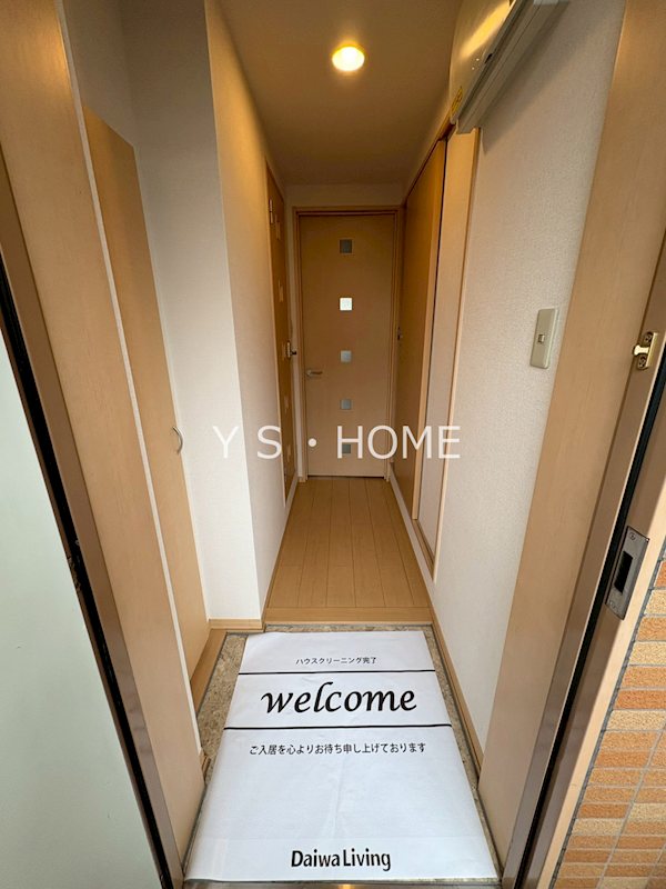 ラクサリー国分寺  玄関