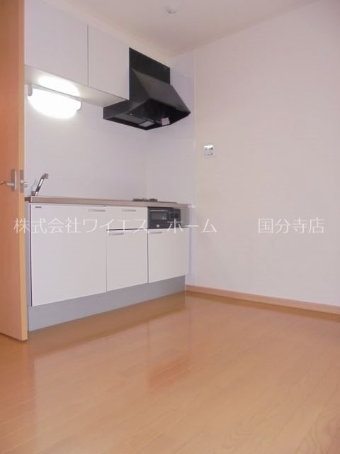 ガーデンテラス国立D棟 リビング